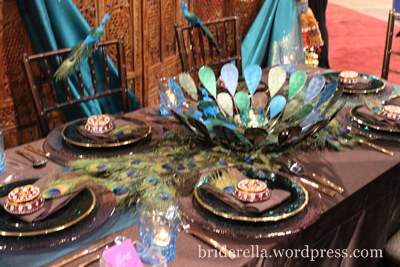 peacock wedding table